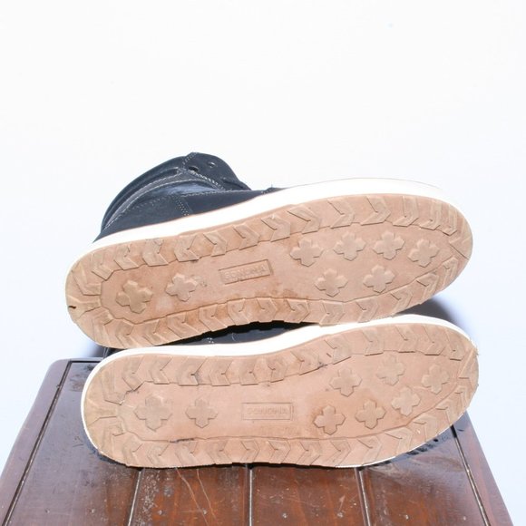 Boys Sonoma Sneakers-Medium.  EXCELLENT condition. - Picture 4 of 4